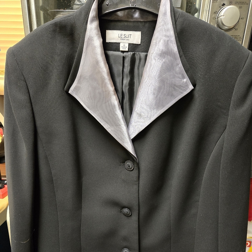 LE SUIT Blazer